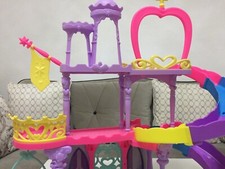 filly pferde schloss mit Pferde