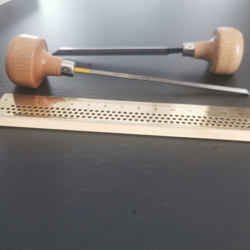Holz schnitz werkzeug 2st - holz, 2st.