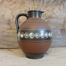 Große kanne aus - keramik, krug