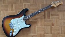2009 FENDER CLASSIC PLAYER 60'S STRATOCASTER, 3 TONE SUNBURST, SCHÖNER ZUSTAND