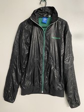 Adidas Nylon Glanz Jacke Gr. M 50 shiny 100% Polyamid schwarz 369