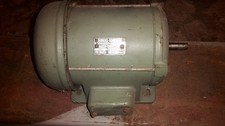 ELEKTROMOTOR 220/380 VOLT 0,175 KW BEI 2775 UMDREHUNGEN