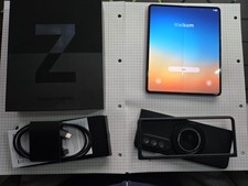 Samsung Galaxy Z Fold3 5G  -