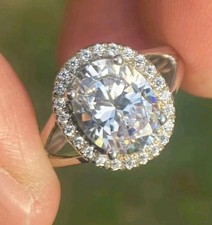 Kostüm 5 Karat Weiß