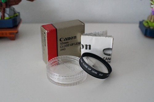 Canon 52mm close lens - up,