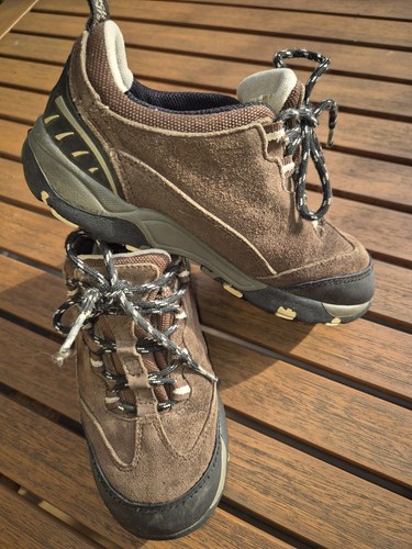 Braune schnürr wander schuhe - schnürr,