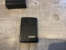 Zippo in schwarz (gebraucht)