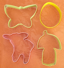 4 Ausstecher Metall Ostern Frühling Schmetterling Lamm Ei Pilzhaus/Tulpe