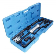 Ausbeulsatz mit Gleithammer