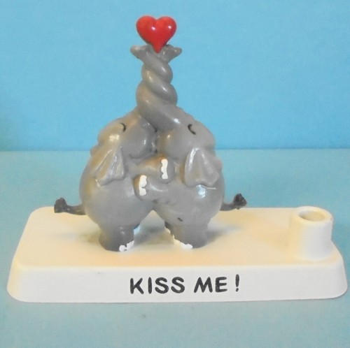 Kissing elephants küssende - kissing,