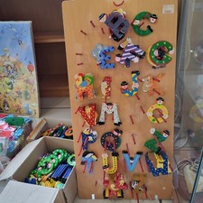 Hunderte Holzbuchstaben Sevi