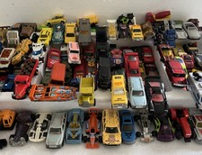 Alte kleine Spielzeug-Autos