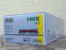 Trix 25200 Diesellok BR 120 der DR   Spur H0 Digital mfx
