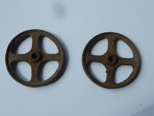 2 antike Eisenräder, Spielzeug