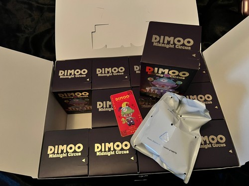 Pop mart dimoo midnight circus - midnight,