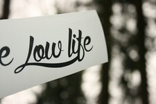 Aufkleber Low Life Auto Tiefer