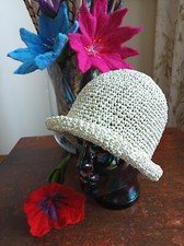Sommerhut gehäkelt hellbeige
