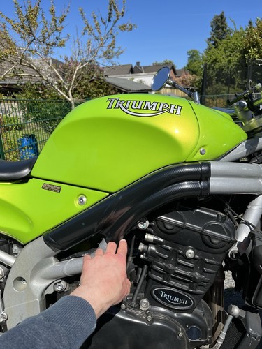 Triumph speed triple - 955i, t509