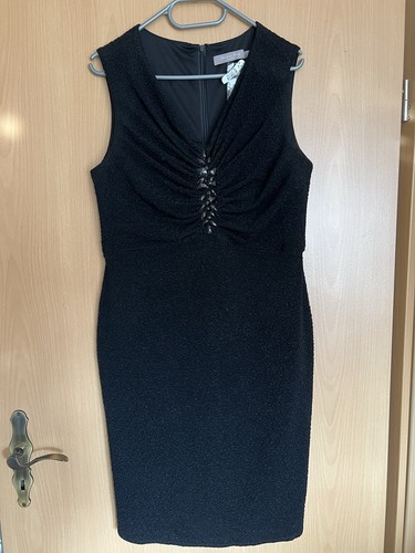 Ein schickes abendkleid der - abendkleid,