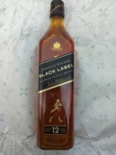 Johnnie walker black label - walker,