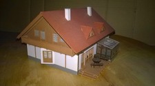 Faller 131549 gebaut 1:87 HO Haus,Gebäude - Doppelhaus "MOOSGRUND" mit Gart #51#