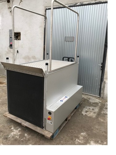 ROLLSTUHLLIFT