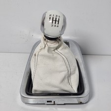 Peugeot 3008 I (0U) 6-Gang Schaltknauf weiß Leder Schaltsack Rahmen 9685474977