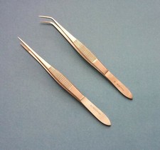 Pinzette gerade und gebogen