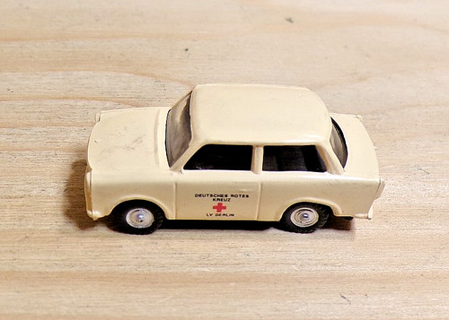 B331 trabbi trabant - /,