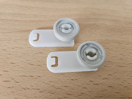 2x miele korbrollen - ⚠️,
