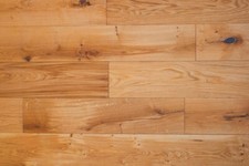 Muster zu Massivholzdielen