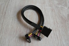 4 Pin Molex Female Y 2-x 90° SATA Strom Versorgungs Kabel, gesleevt - 28cm lang