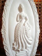 Stucco - Medallion oval 101-357 - Barock-Dame 38x18 cm Stuckgips