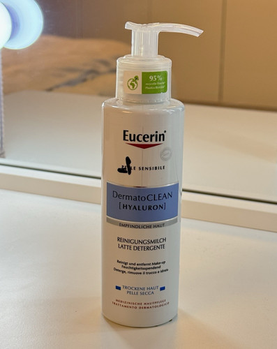 Eucerin dermoclean hyaluron - eucerin,