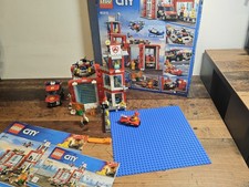 LEGO City 60215. Feuerwehr Station