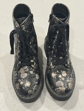 True Craft Combat Boots Floral