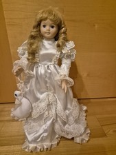 Braut Porzellan Puppe mit weißem eleganten Kleid Hochzeit 46cm