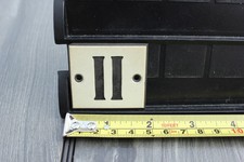 Altes Schild Straßenbahn, Eisenbahn  Bus Warnschild. Römische Zahl Nr.11