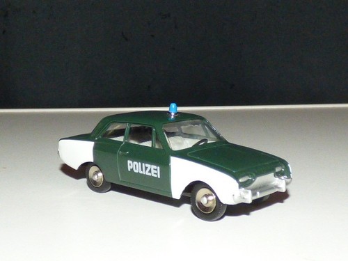 Dinky toys ford taunus - toys,