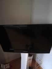 Fernseher mit Standfuß Marke Samsung