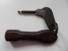 Alter BOSCH Zündschlüssel Traktor Schlüssel Oldtimer DEUTZ FENDT Flaschenöffner