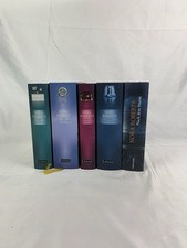 5x Nora Roberts Romane – Top Zustand, spannender Lesestoff