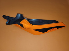 KTM DUKE 390 Heckverkleidung links ( Ez.18.09.2023 ) 93008018010EB