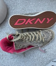 DKNY Sneaker In Braun/beige Größe 37.5 , Selbst erst gekauft, sind Gebraucht
