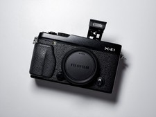 Fujifilm X-E1 Mirrorless Body