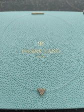 zarte durchsichtige Halskette mit goldenem Anhänger 13 cm von Pierre Lang