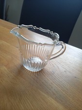 Milchkännchen, Glas, 8cm hoch x 8,5cm Öffnung, mit Griff 11cm breit