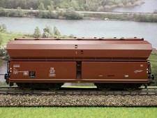 Trix Express H0 Selbstentladewagen mit Klappdeckel (RK) C1421