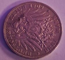 Verschiedene Münzen aus