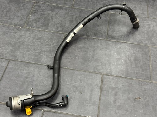Einfüllrohr benzin bmw e70 - einfüllrohr,
